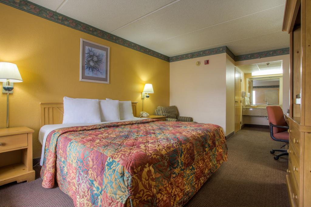Royal Inn Pigeon Forge Værelse billede